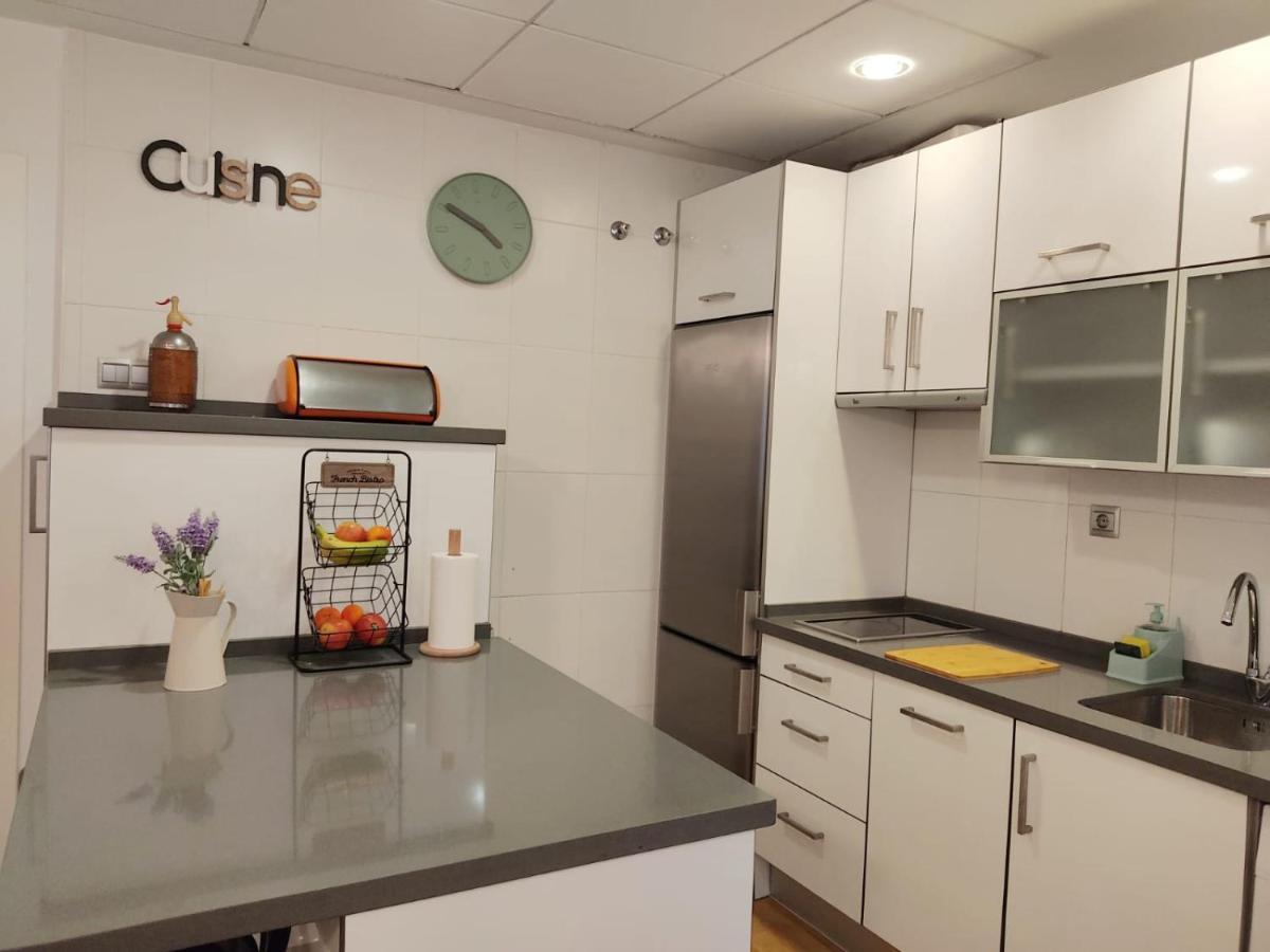 Apartamento Con Encanto Y Parking Trinidad 21 Málaga Kültér fotó