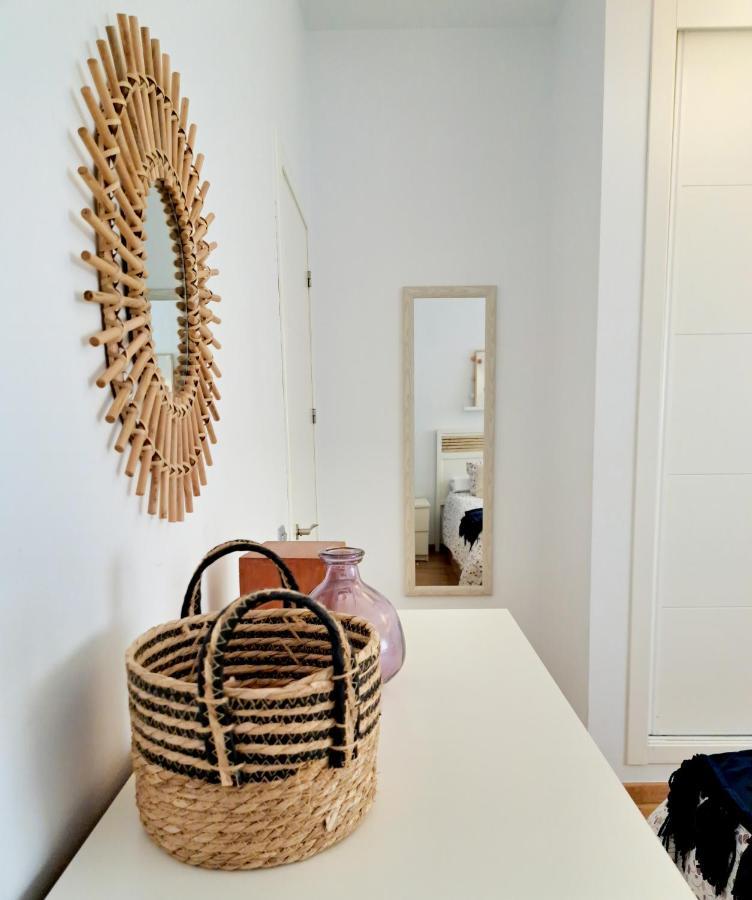 Apartamento Con Encanto Y Parking Trinidad 21 Málaga Kültér fotó
